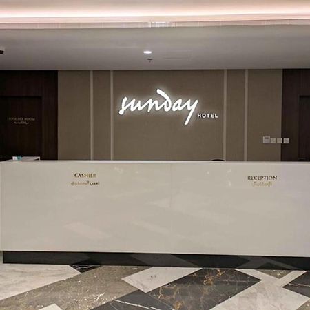 Sunday Luxury Downtown Adliya Formerly Jewel Hotel Manama Exterior foto